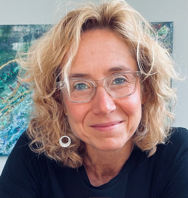 Caroline Russell Smith Serves Up A Midlife Upgrade